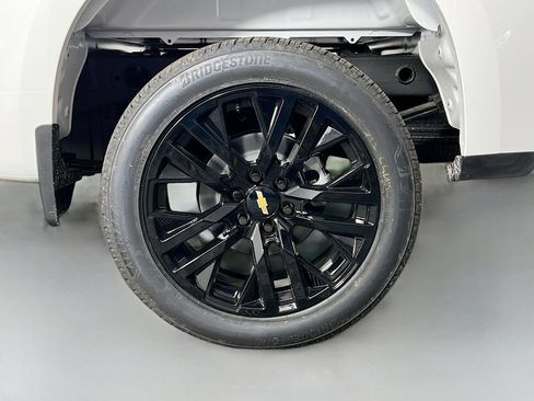 New 2026 Chevrolet Silverado 1500 LT w/ Leather Package AWD/4WD image 30