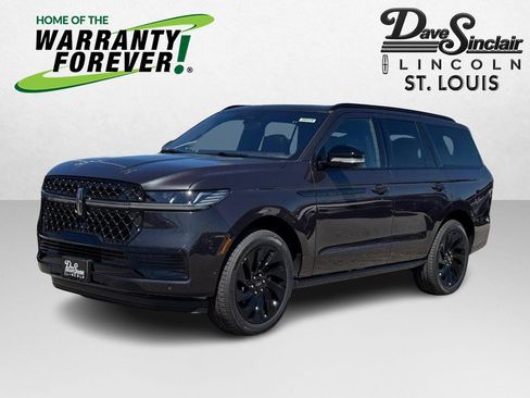 New 2025 Lincoln Navigator Reserve w/ Jet Appearance Package image 1