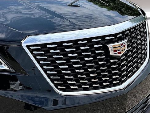 Certified 2022 Cadillac XT5 Premium Luxury FWD image 28