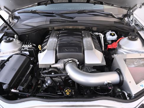 Used 2011 Chevrolet Camaro SS RWD image 38
