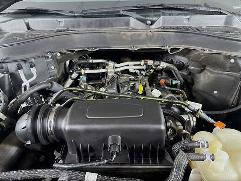 Used 2021 Ford Explorer XLT w/ Equipment Group 202A image 36