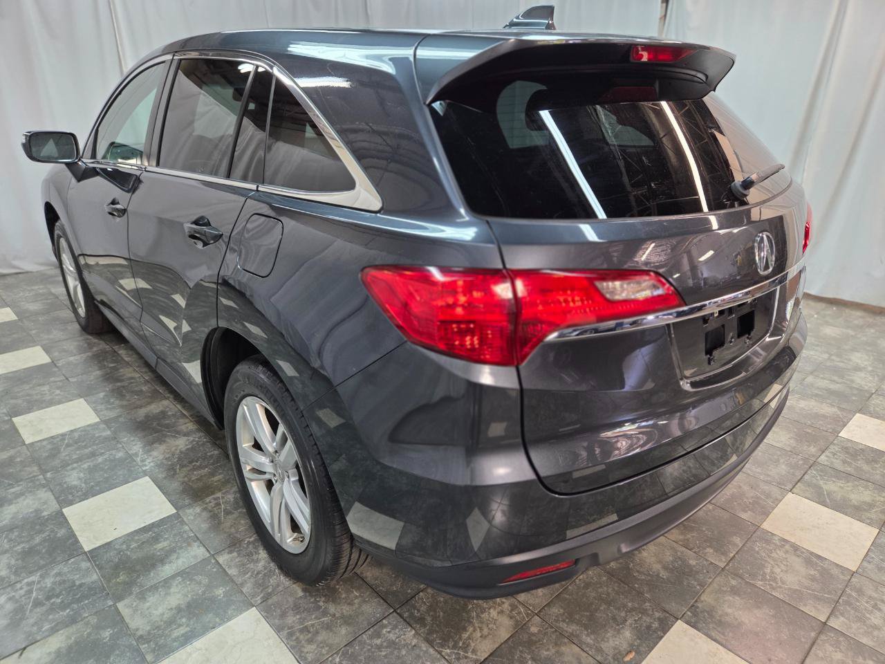 Used 2015 Acura RDX w/ Technology Package AWD/4WD image 6