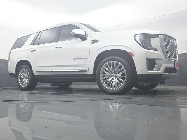 Used 2024 GMC Yukon Denali RWD image 27