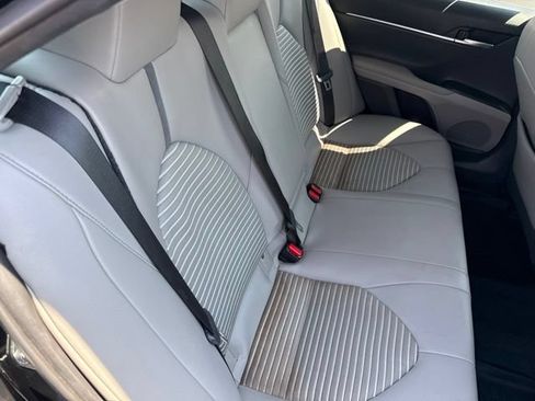 Certified 2021 Toyota Camry SE FWD image 23