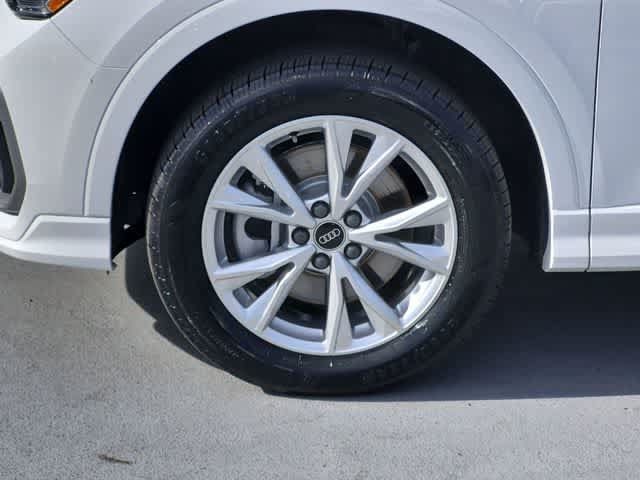 Used 2022 Audi Q3 2.0T Premium AWD/4WD image 13