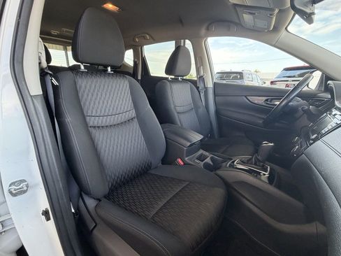 Used 2018 Nissan Rogue SV FWD image 23