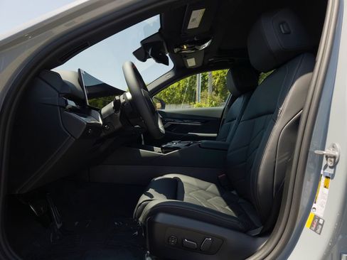 New 2026 BMW i5 AWD/4WD image 8