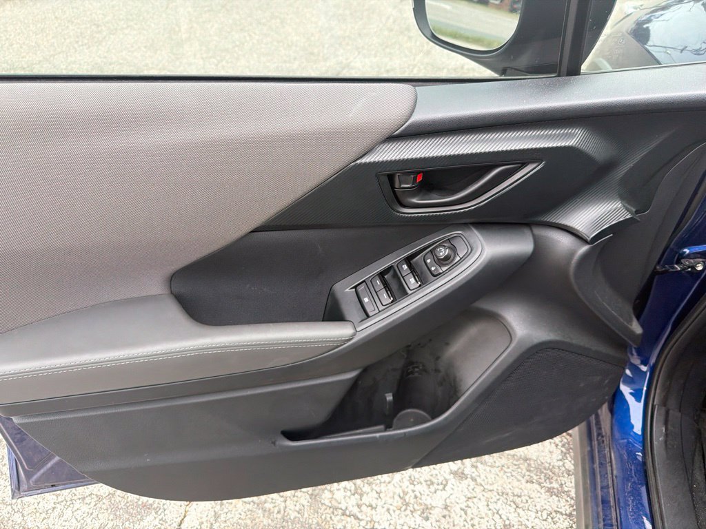 Used 2025 Subaru Crosstrek 2.5i Premium AWD/4WD image 16