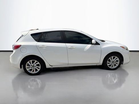 Used 2013 MAZDA MAZDA3 i Touring w/ Preferred Equipment Pkg image 2