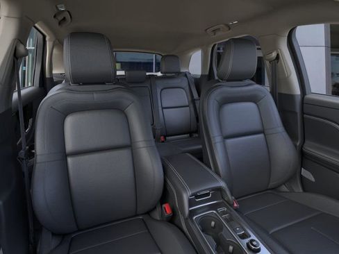 New 2026 Lincoln Corsair Premiere image 10