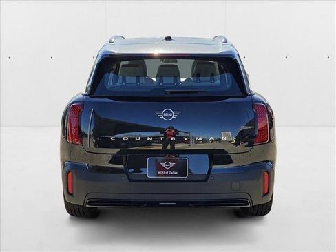 Used 2025 MINI Cooper Countryman SE image 8