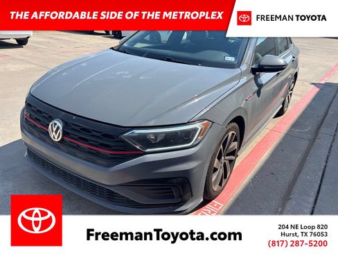 Used 2019 Volkswagen Jetta GLI Autobahn FWD image 1