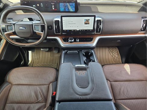 Used 2025 Ford Expedition King Ranch AWD/4WD image 24