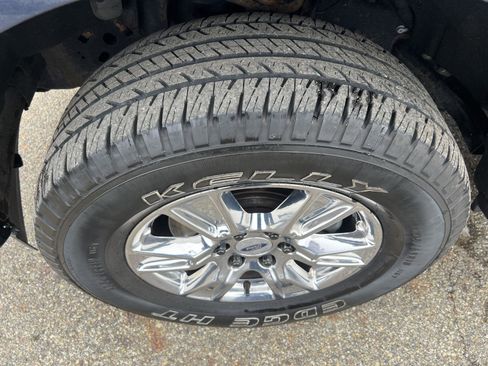 Used 2017 Ford F150 XLT w/ Equipment Group 302A Luxury image 36