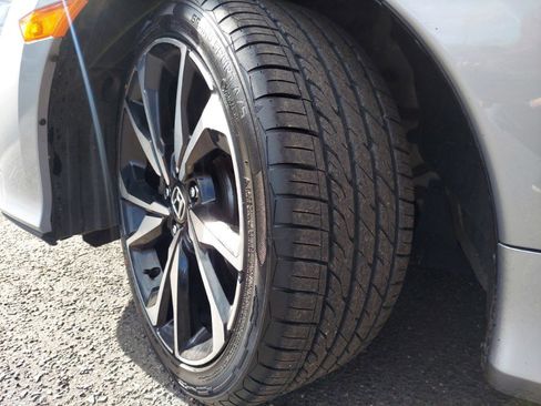 Used 2018 Honda Civic Si image 17