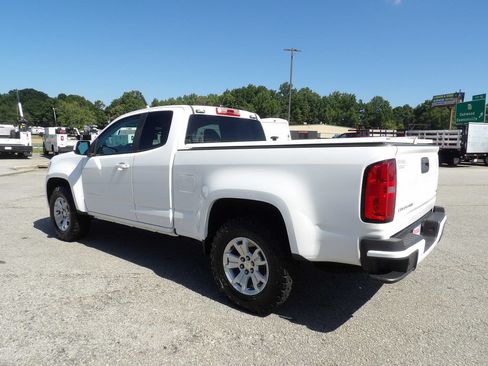 Used 2022 Chevrolet Colorado LT w/ Fleet Safety Package RWD image 4