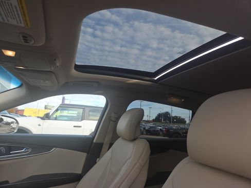 Used 2016 Lincoln MKX Reserve w/ Technology Package image 16