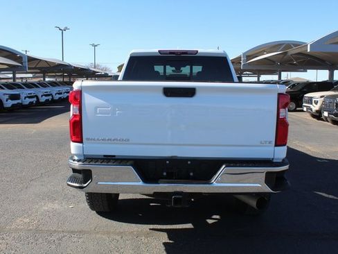 Used 2022 Chevrolet Silverado 2500 LTZ w/ LTZ Premium Package image 4