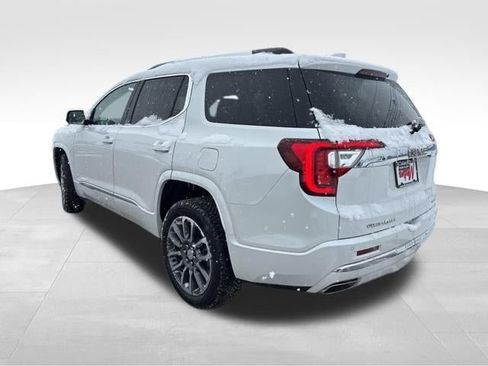 Used 2022 GMC Acadia Denali AWD/4WD image 3