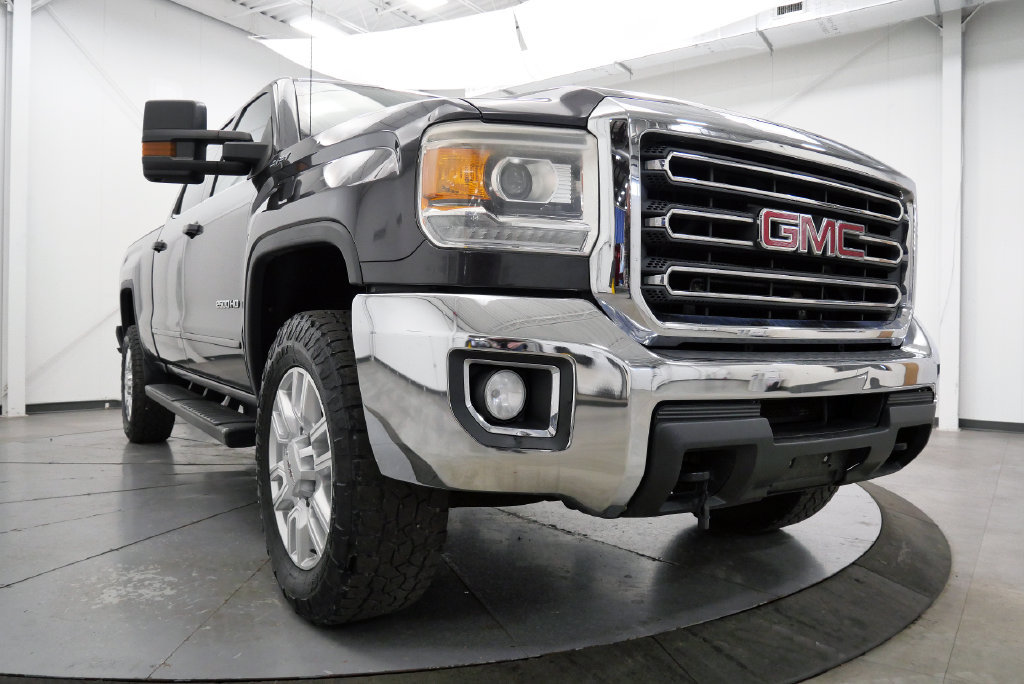 Used 2016 GMC Sierra 2500 SLE w/ SLE Preferred Package AWD/4WD image 41