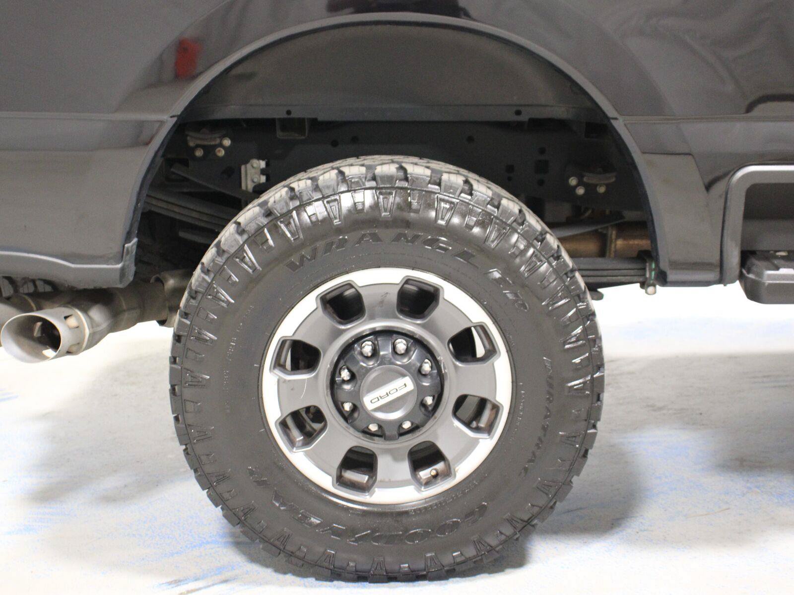 Used 2023 Ford F250 Lariat w/ Lariat Ultimate Package AWD/4WD image 35