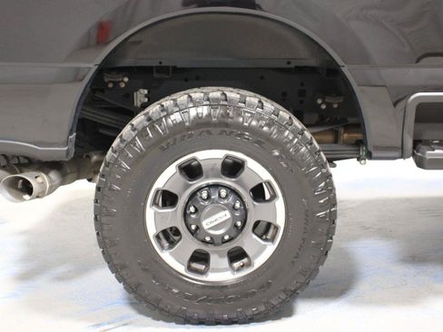 Used 2023 Ford F250 Lariat w/ Lariat Ultimate Package AWD/4WD image 35