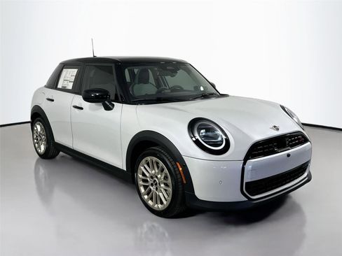 Used 2025 MINI Cooper S FWD image 3
