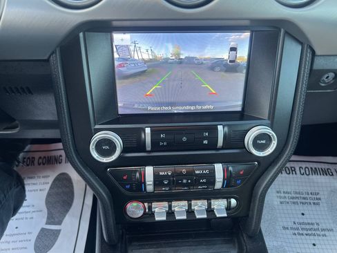 Used 2020 Ford Mustang Premium RWD image 25