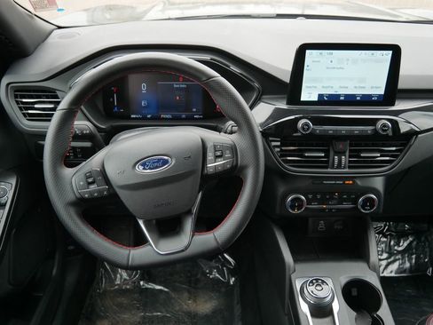 Certified 2025 Ford Escape ST-Line AWD/4WD image 16