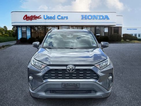 Used 2019 Toyota RAV4 XLE w/ Convenience Package AWD/4WD image 8
