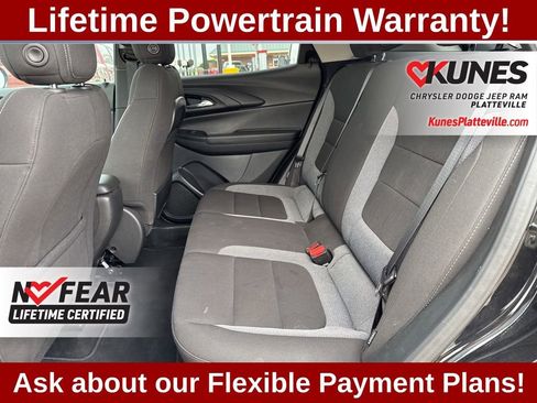 Used 2025 Chevrolet TrailBlazer LT FWD image 28
