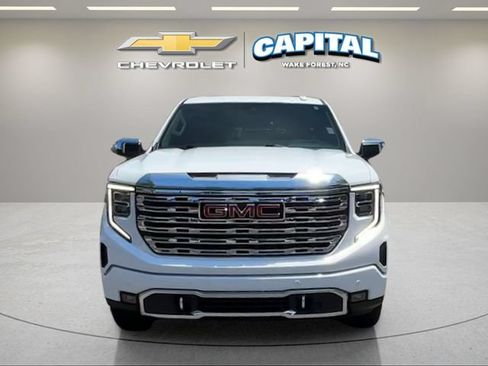 Used 2024 GMC Sierra 1500 Denali AWD/4WD image 9