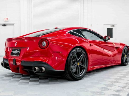 Used 2014 Ferrari F12 Berlinetta image 7