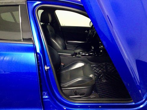 Used 2020 Kia Stinger GT-Line w/ Sun & Sound Package image 36