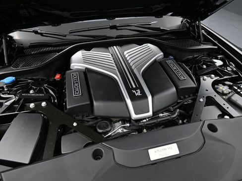 Certified 2025 Rolls-Royce Ghost image 38