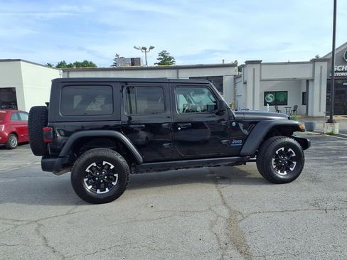 Used 2024 Jeep Wrangler Unlimited Rubicon 4xe AWD/4WD image 25