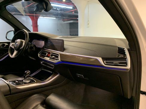Used 2022 BMW X5 xDrive40i w/ M Sport Package AWD/4WD image 66