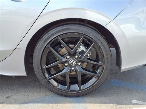 Used 2024 Honda Civic Sport image 7