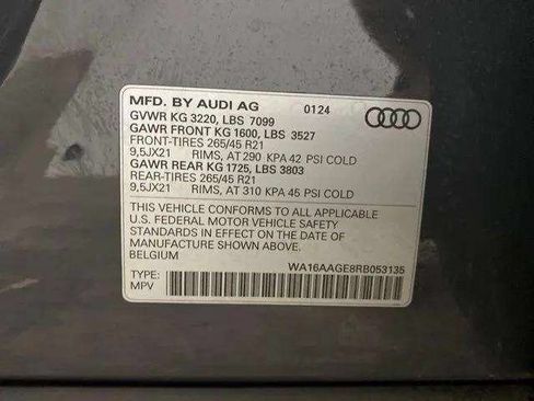 Used 2024 Audi Q8 e-tron Prestige w/ Prestige Package AWD/4WD image 99