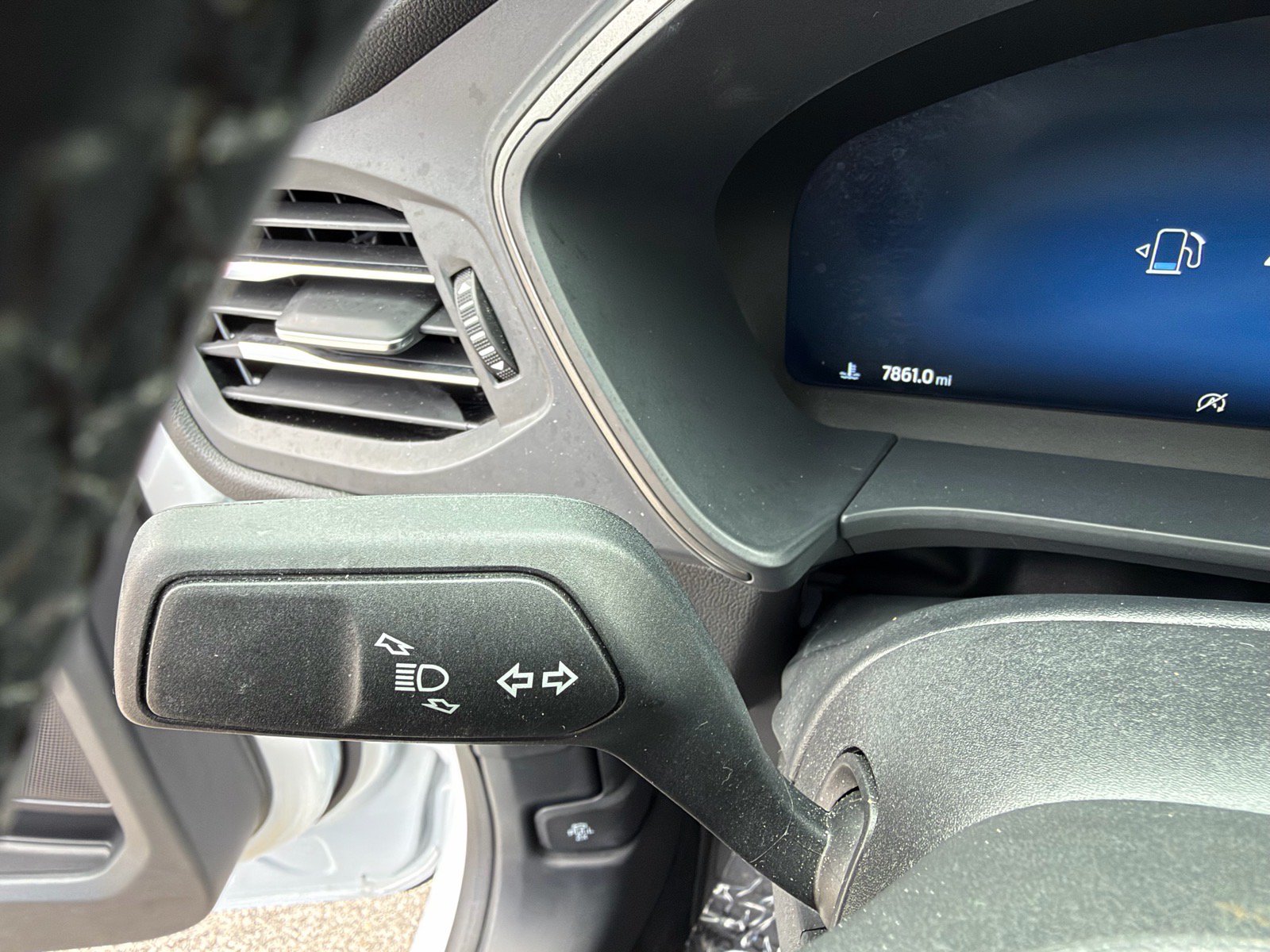 Used 2023 Ford Escape Active w/ Tech Pack #2 AWD/4WD image 33