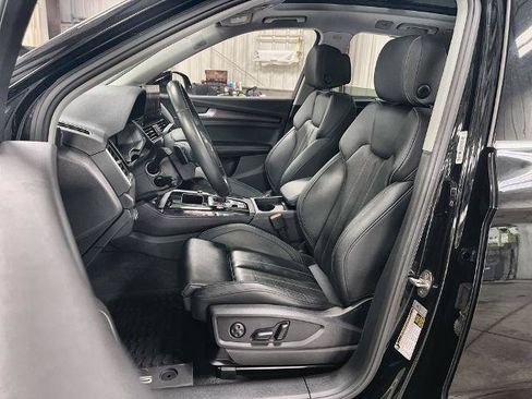 Used 2023 Audi Q5 2.0T Premium Plus w/ Premium Plus Package AWD/4WD image 12