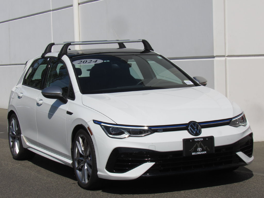 Used 2024 Volkswagen Golf R AWD/4WD image 2