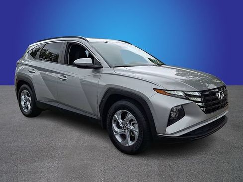 Used 2023 Hyundai Tucson SEL FWD image 3