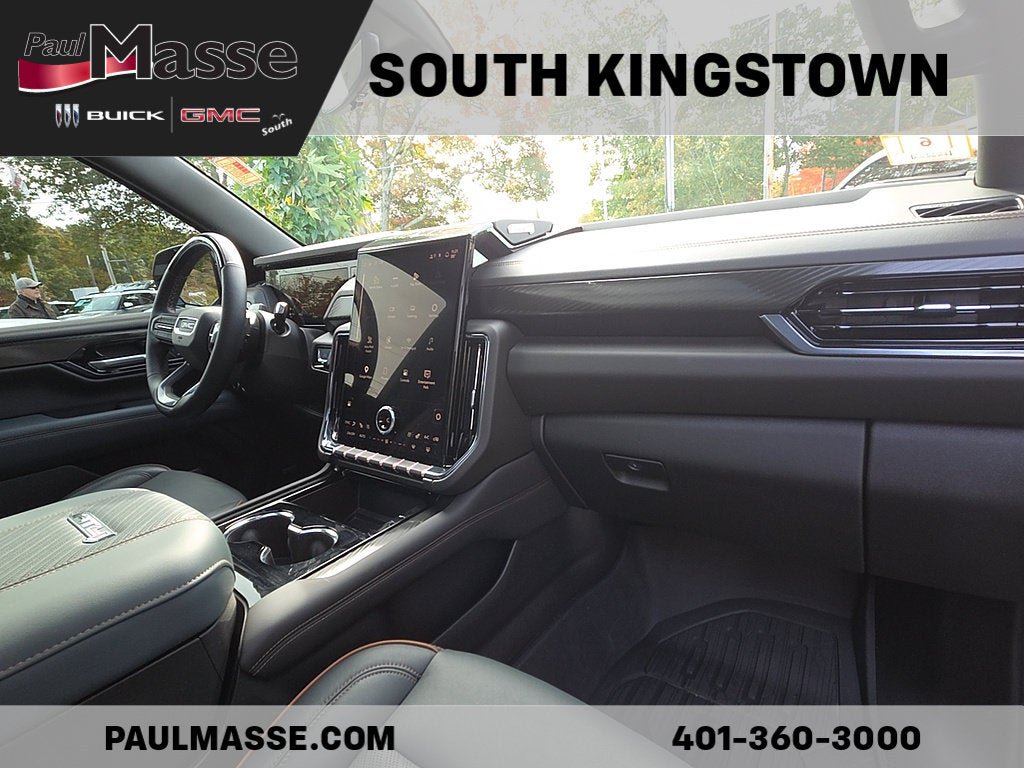 Used 2025 GMC Yukon AT4 AWD/4WD image 31