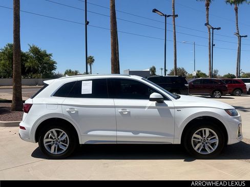 Used 2023 Audi Q5 2.0T Premium w/ Convenience Package AWD/4WD image 7
