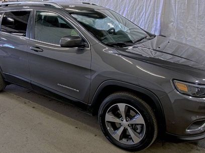 Used 2019 Jeep Cherokee Limited w/ Technology Group