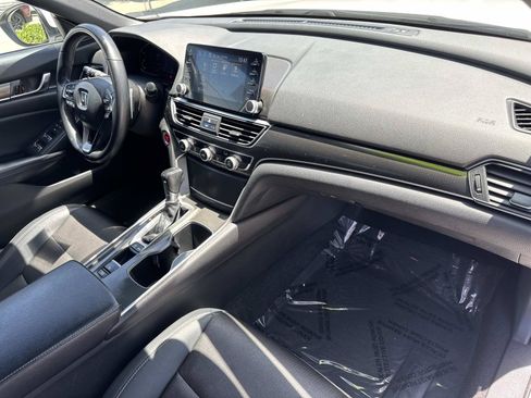 Used 2018 Honda Accord Sport image 22