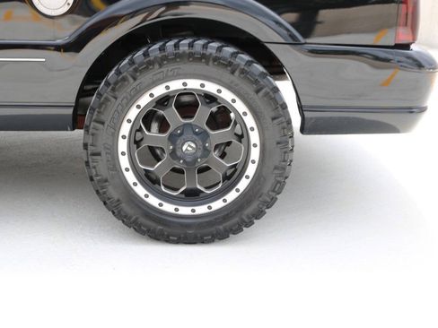 Used 2002 Lincoln Blackwood RWD image 40