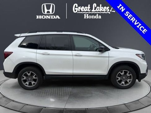 Used 2023 Honda Passport TrailSport image 9