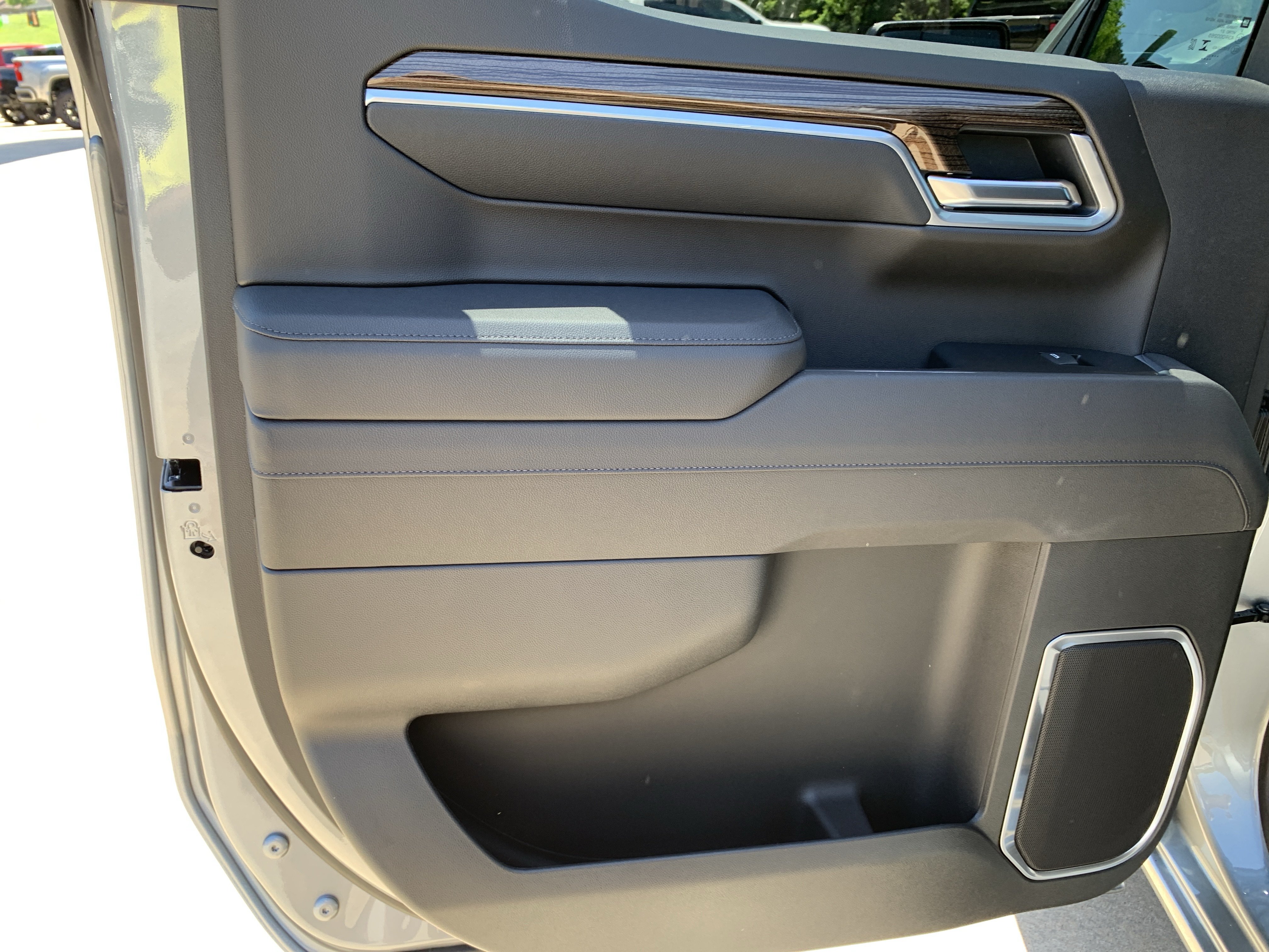 New 2026 Chevrolet Silverado 1500 RST AWD/4WD image 18
